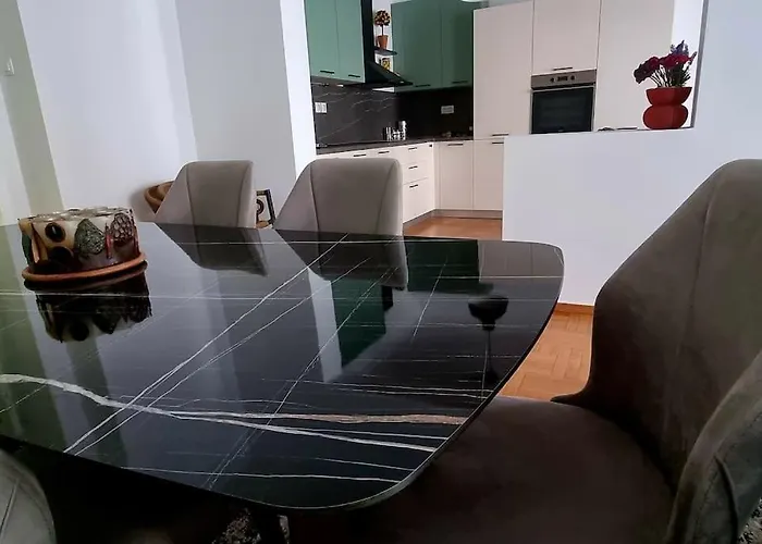 Petite Palace Aristotelous 2 *